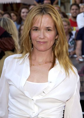 Lea Thompson photo