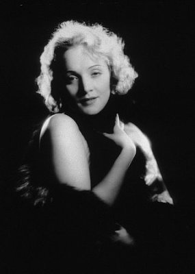 Marlene Dietrich photo