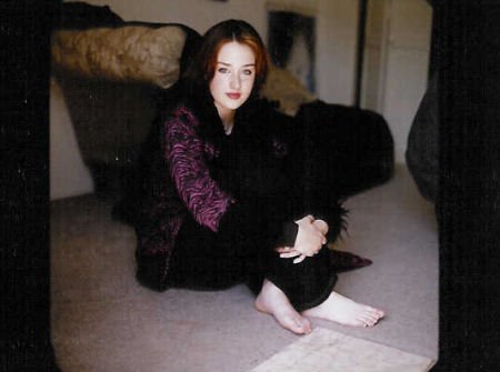 Ashley Johnson photo