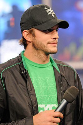 Ashton Kutcher photo