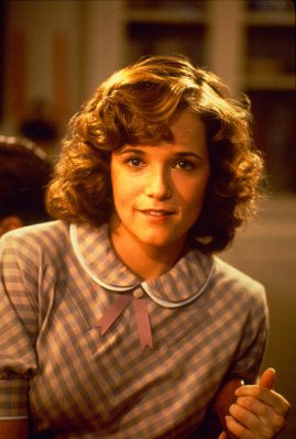 Lea Thompson photo
