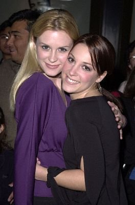 Lindsay Sloane photo