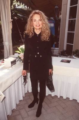 Dyan Cannon photo