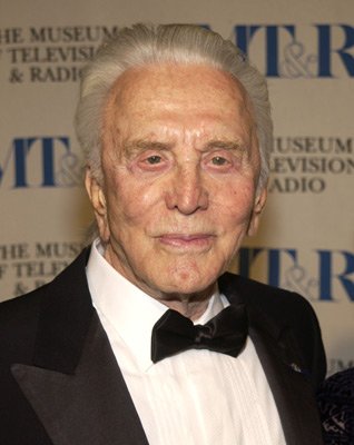 Kirk Douglas photo