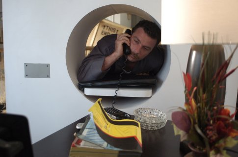 Liev Schreiber photo