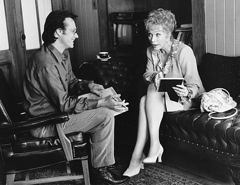 Shirley MacLaine photo