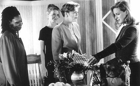 Elizabeth Perkins photo