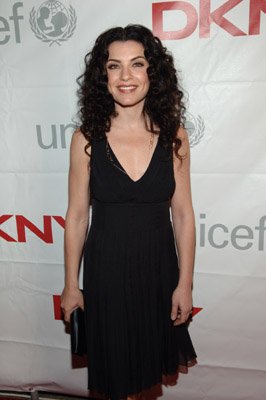 Julianna Margulies photo