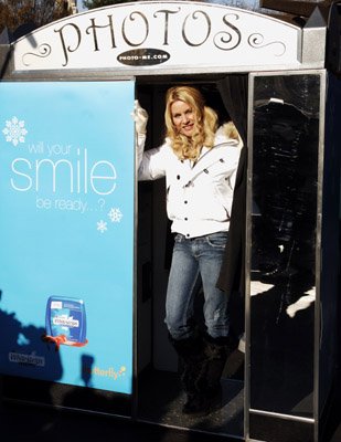 Nicollette Sheridan photo