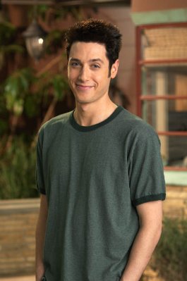 Paulo Costanzo photo