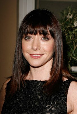 Alyson Hannigan photo