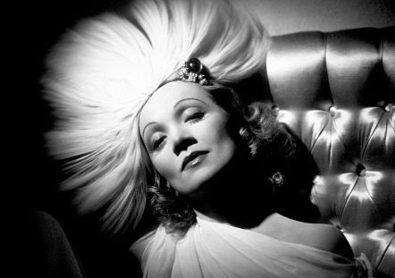 Marlene Dietrich photo