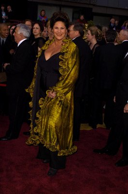 Lainie Kazan photo