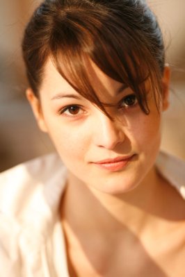 Esther Nubiola photo