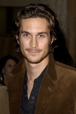 Oliver Hudson photo