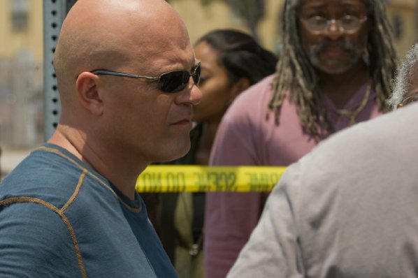 Michael Chiklis photo