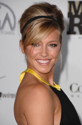 Katie Cassidy photo
