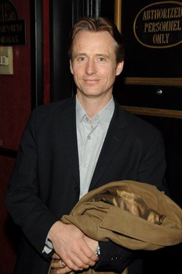 Linus Roache photo