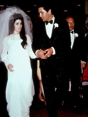 Priscilla Presley photo