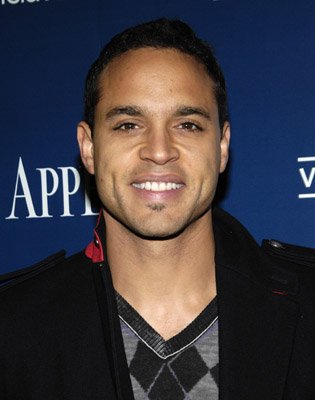 Daniel Sunjata photo