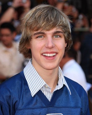 Cody Linley photo