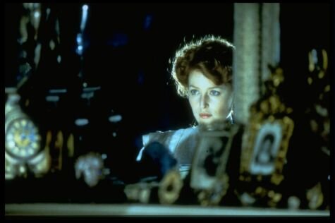 Gillian Anderson photo