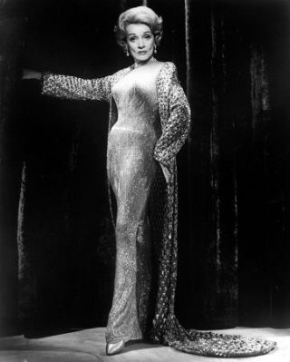 Marlene Dietrich photo