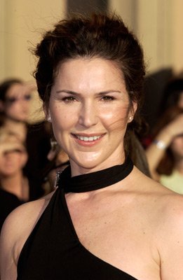 Peri Gilpin photo