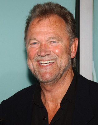 Bo Svenson photo