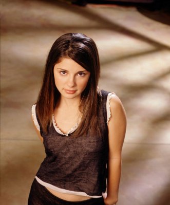 Shiri Appleby photo