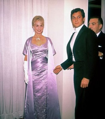 Tony Curtis photo