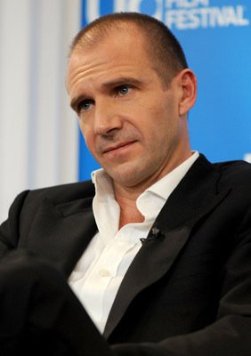 Ralph Fiennes photo
