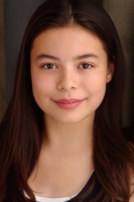 Miranda Cosgrove photo
