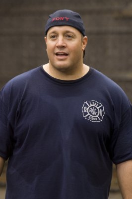 Kevin James photo