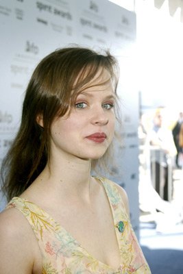 Thora Birch photo