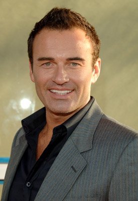 Julian McMahon photo