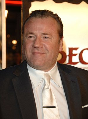 Ray Winstone photo