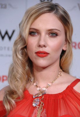 Scarlett Johansson photo