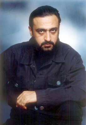 Gulshan Grover photo