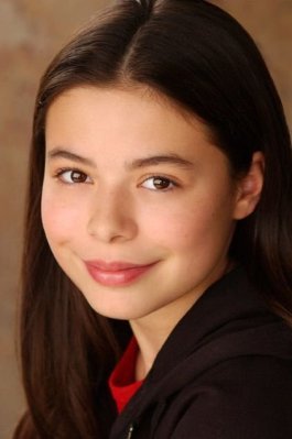 Miranda Cosgrove photo