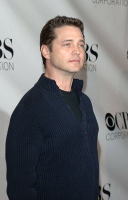 Jason Priestley photo