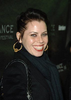 Fairuza Balk photo