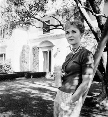 Debbie Reynolds photo