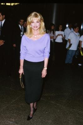 Loni Anderson photo