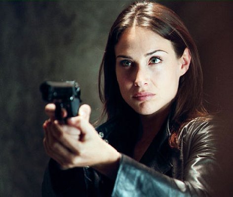 Claire Forlani photo