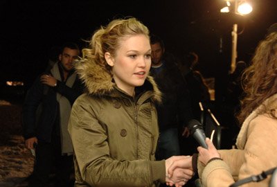 Julia Stiles photo