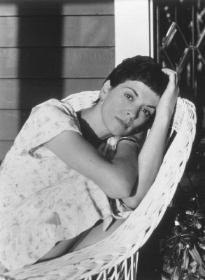 Annabella Sciorra photo