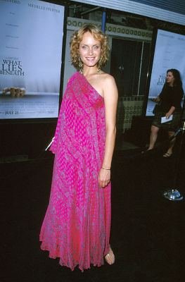 Amber Valletta photo