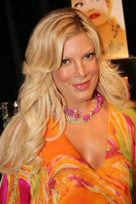 Tori Spelling photo