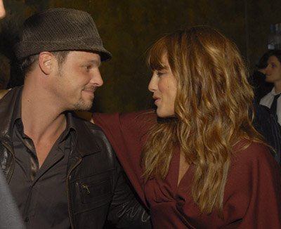 Jennifer Esposito photo